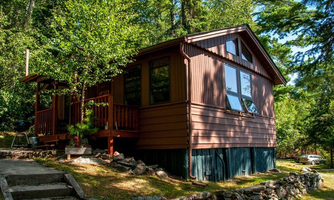 Cook Cabin | Larch Cabin at Vintage Vermilion Resort