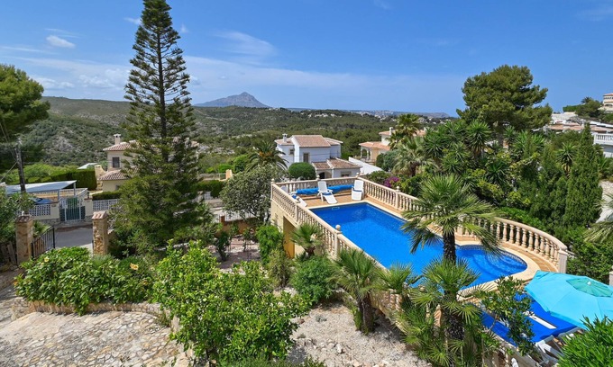 Cap de la Nau Villa | Large and comfortable villa in Javea, Costa Blanca, Spain with private pool for 8 persons