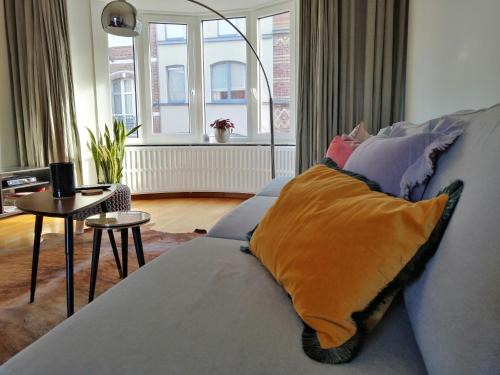 Vogelzang Apartment | Large apartment 800m from the beach 90 Square meters