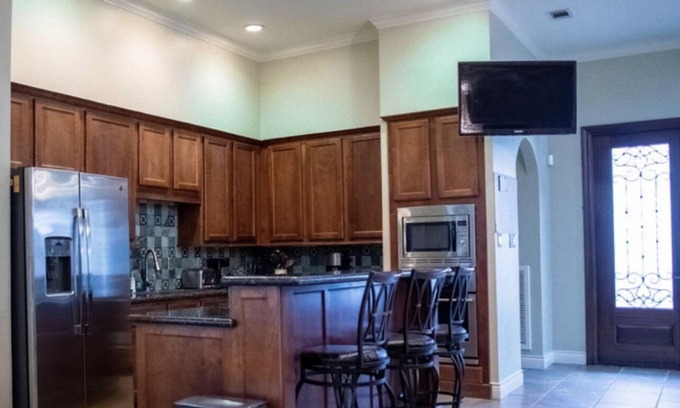 Clodine Resort | Large Charming Private Resort Near Galleria Pool HotTub SteamRoom Gym