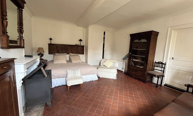 Fontaine-Sous-Jouy Cottage | Large, friendly Normandy cottage. Ideal for relaxation and sport