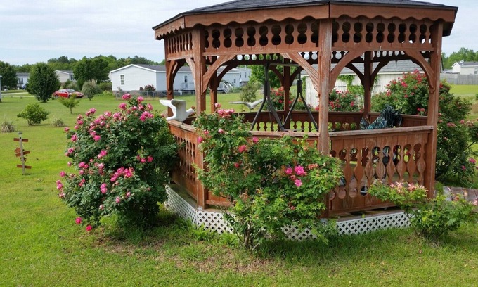 Carteret County House | Large home 15 min from ocean, 5 min to boat launch