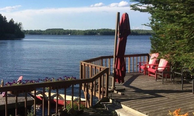 Wollaston Cottage | Large, Private 3 Bedroom Family Retreat Surrounded by Crown Land