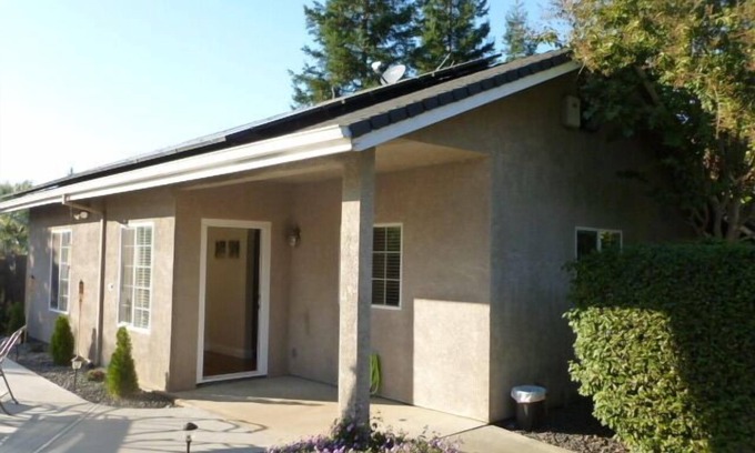 Chico House | Large Private Guest House for Rent