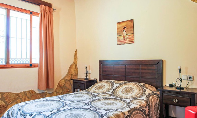 Los Puertos House | Large rustic property with private swimming pool and beautiful outdoor area.