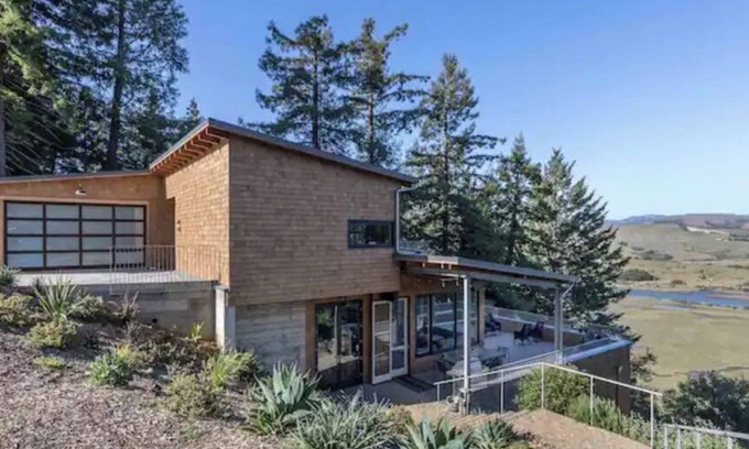 Point Reyes Station House | Large Stunning New View Inverness Home