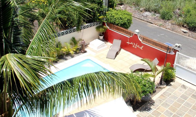 Flic-en-Flac Bed & Breakfast | Lariad BnB