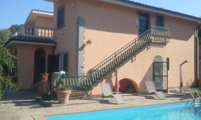 Lariano Villa | Lariano: Gorgeous Villa House with park, barbecue pool and tennis court