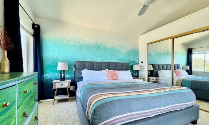 Olde Carlsbad House | Larkspur ADU · Amazing Ocean View One Bedroom King Bed Suite