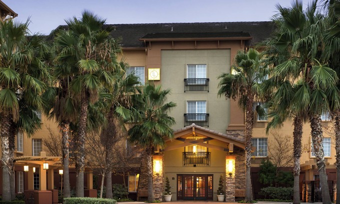 Pleasanton Hotel | Larkspur Landing Extended Stay Suites Pleasanton