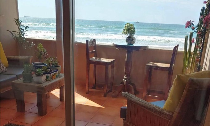 Mexicali Apartment | Las Olas Sunset and Oceanfront Paradise