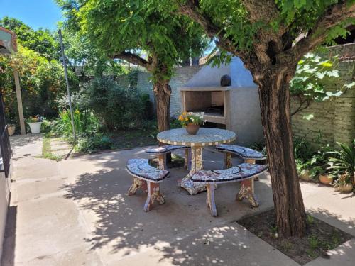 Lobos House | Las Violetas