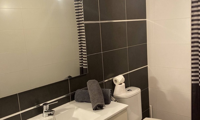 Barbastro Apartment | Latre Somontano House