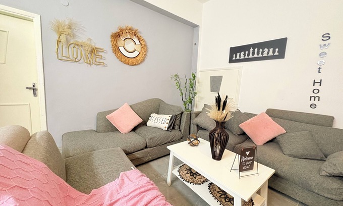 Madaba House | Laura's Cozy HOME City Cinter