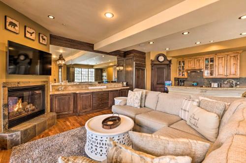 Canyon Links House | Lavish Jeremy Ranch Retreat - 6 Mi to the Canyons!