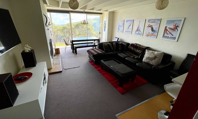 Hotham Heights House | Lawlers 6