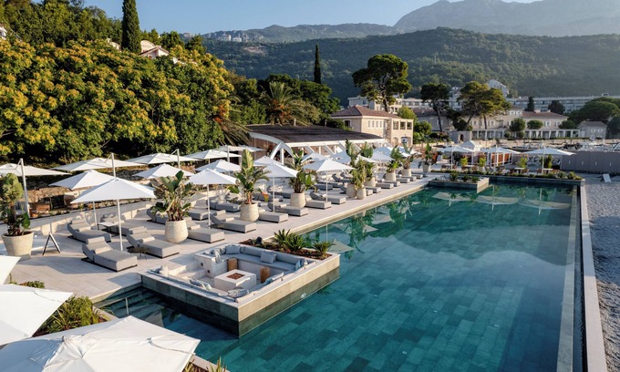 Herceg Novi Hotel | Lazure Hotel and Marina