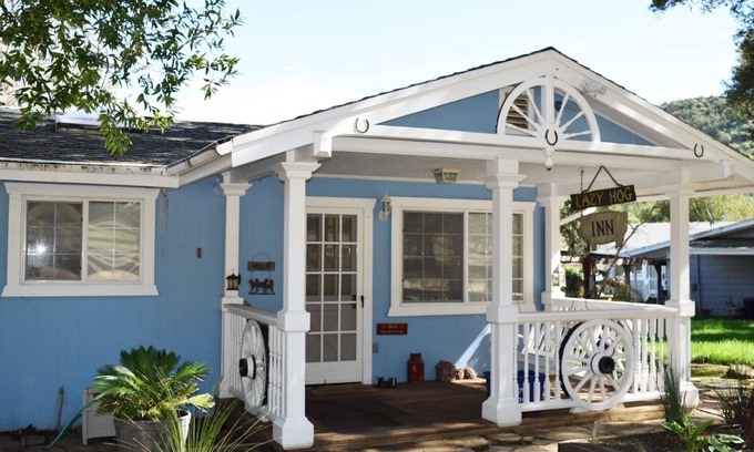 Paicines House | Lazy Hog Inn located on a Spacious Ranch - 10 Miles to Pinnacles National Park