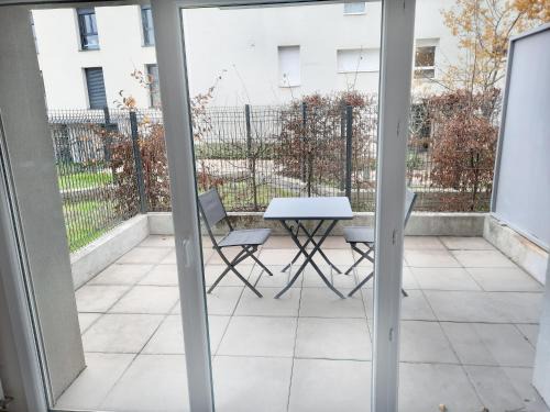 Maladiere Apartment | Le 18 - Apt 2 Personnes, avec terrasse