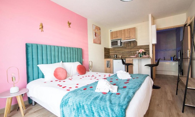 Illkirch-Graffenstaden Apartment | Le Bal'Neo