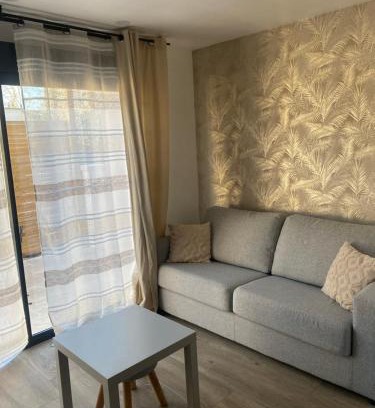 Saint-Etienne-du-Gres Apartment | Le Bastidon des Alpilles