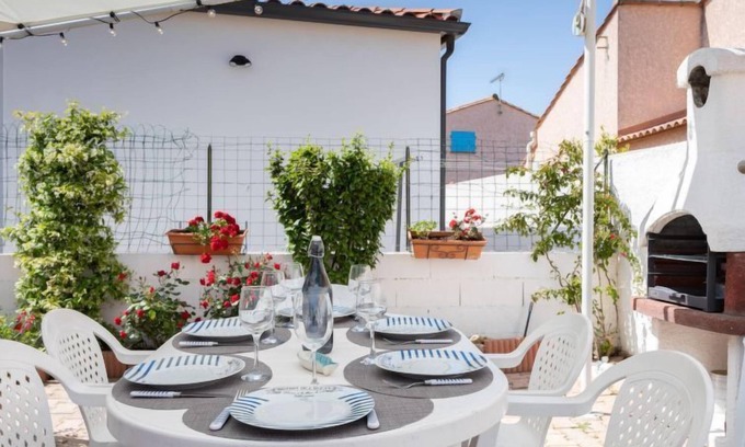 Sainte-Marie-Plage House | Le Canigounenc by Interhome