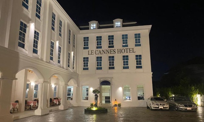 Chiang Mai Hotel | Le Cannes Hotel