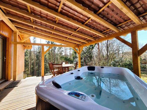 La Petite-Pierre Ski Chalet | Le Chalet Cocon et Jacuzzi