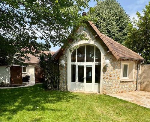 Saint-Gratien House | Le Chalet du Parc