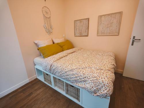Louis Bertrand-Mirabeau-Semard Apartment | Le Chic