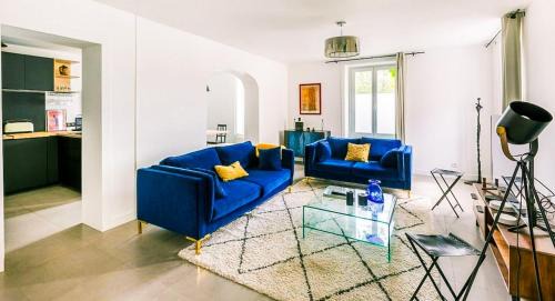Collonges-au-Mont-d'Or Apartment | Le Collonges - Spacieux Pied à Terre proche Lyon