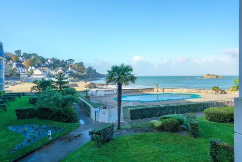 Treboul Apartment | Le Coulinec - Vue mer