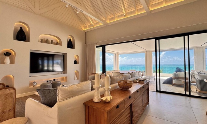 Pointe D'esny Apartment | Le Dalblair - Penthouse by Horizon Holidays