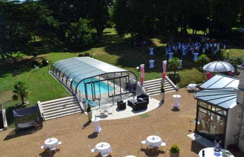 Chateau-Gontier House | Le Domaine du Chêne Vert