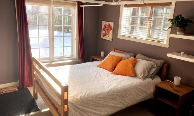 Sherbrooke Apartment | Le Havre Gris, a spacious private room for relaxing or working