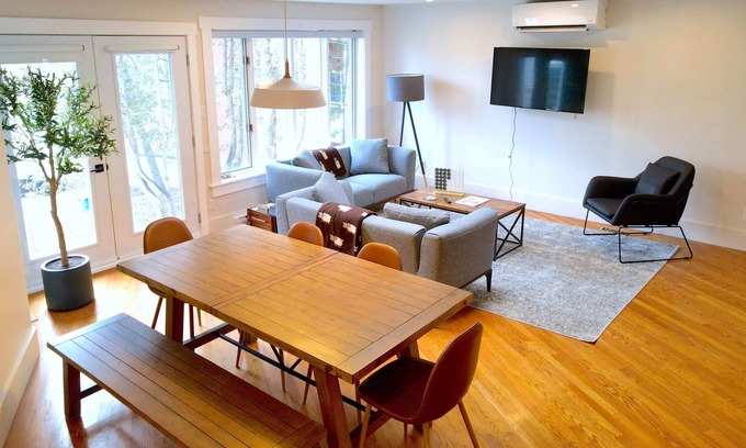 North Hatley Ski Chalet | Le LYNX - Chalet luxueux au coeur de la nature urbaine de North Hatley