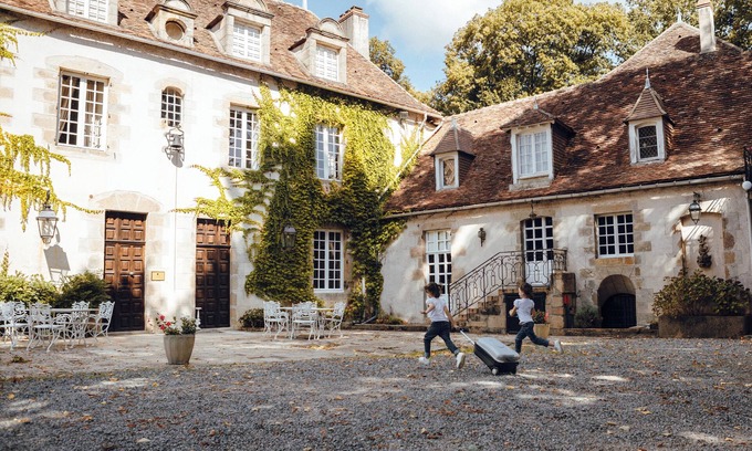 Pouligny-Notre-Dame Other | Le Manoir de charme - ideal for weddings, seminars or family gatherings