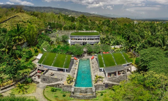 Kalibukbuk Villa | Le Mirage Villa Santai