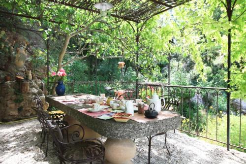 Saint-Antonin-sur-Bayon Bed & Breakfast | Le Moulin en Provence
