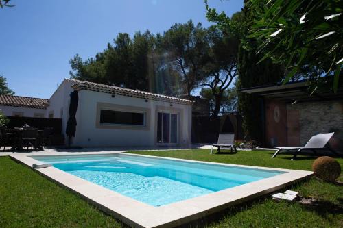 Couteron House | Le Moulin