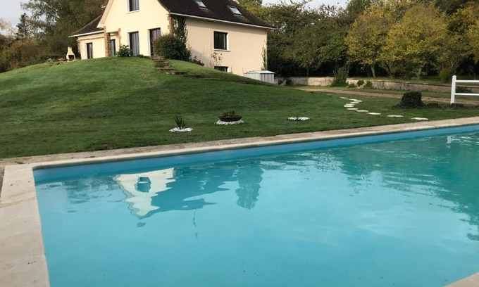 Chateau-Gontier House | Le pain perdu de germaine