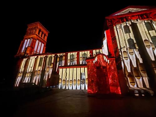 Valence Apartment | Le Petit Pendentif - cœur de ville cathédrale - rdc