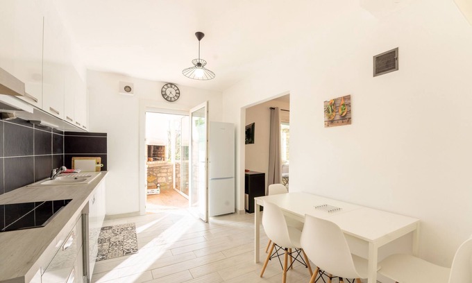 Salavas Apartment | Le Rieusset 1 - Three Bedroom Apartment, Sleeps 6