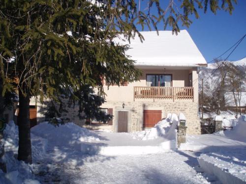 Le Glaizil Bed & Breakfast | Le Rocher des Ducs, Appartement & Chambres, stations de ski à proximité