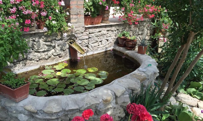 Predappio Bed & Breakfast | LeAmorine White House B&B