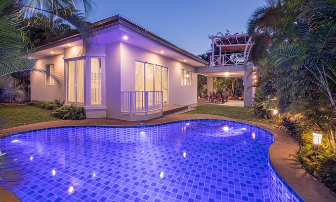 Bang Sare Villa | Leelawadee Pool Villa