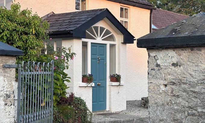 Thomastown Other | Legan Castle Farmhouse Irish Countryside Escape with Hot Tub