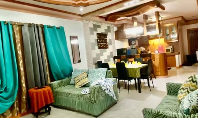 Davao House | Len's Staycation 3BDR-2BR-Downstairs ,Netflix&Wifi