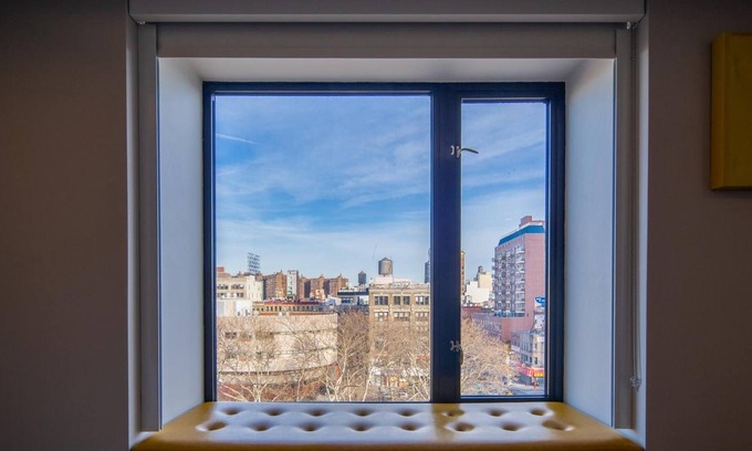 Chinatown Hotel | Leon Hotel LES