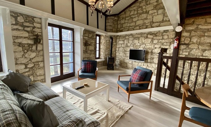 Dhoros Villa | Leonys House